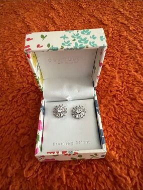 Sterling Silver Floral Burst Stud Earrings - SilverNice gift box